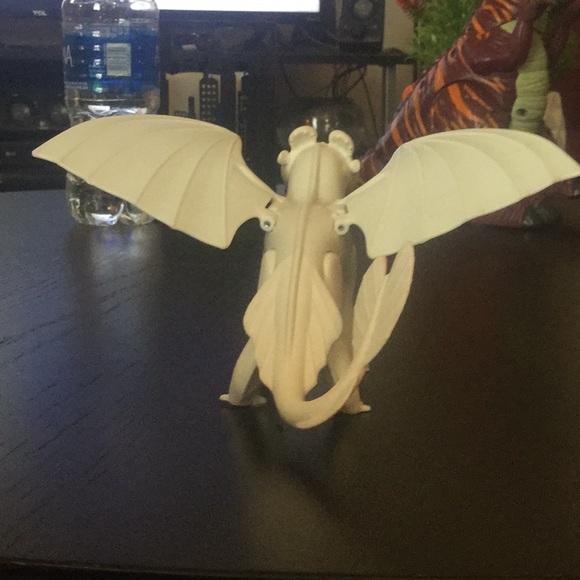 How to train your dragon 3: light fury dragon toy - Picture 4 of 4